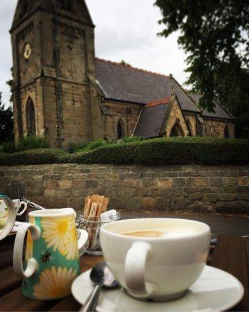 Bee's Tea Room
