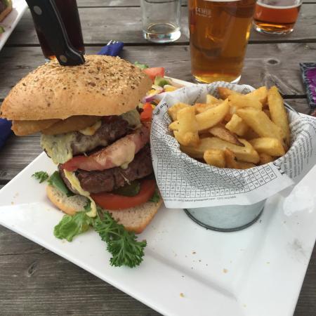 The Manifold Inn
